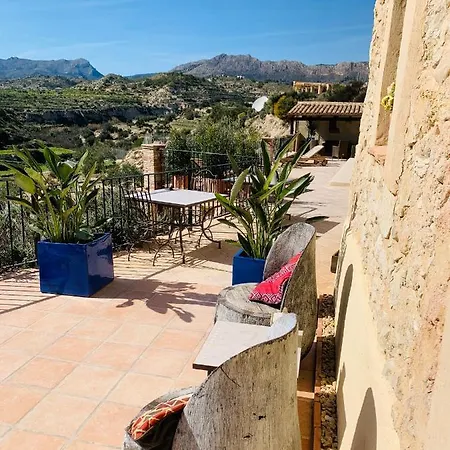 Finca Amadorio Country house *